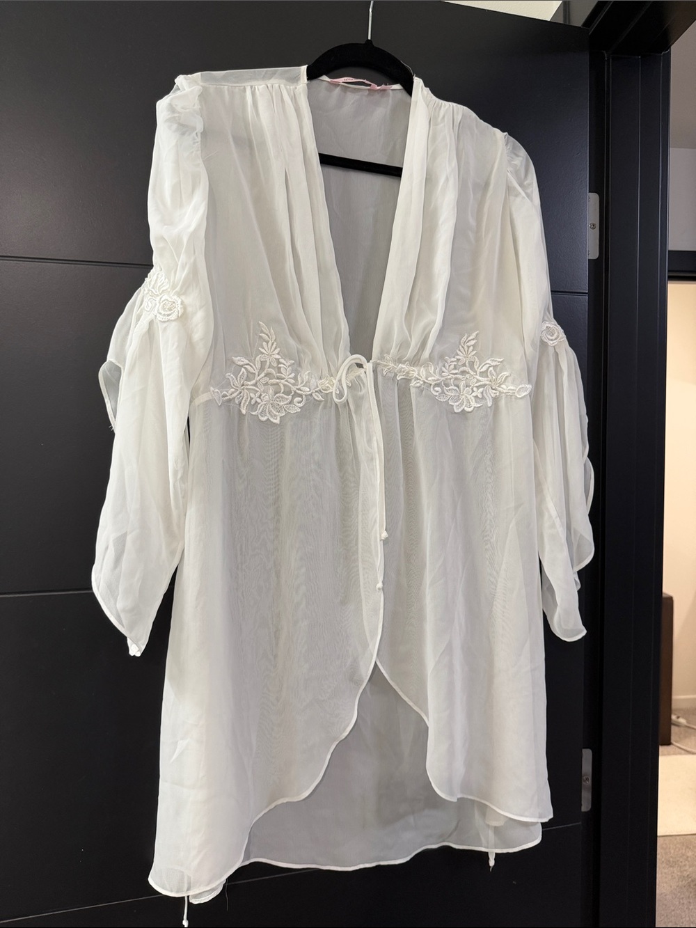 La Vie En Rose White Sheer Embroidered Tie-Front Tunic